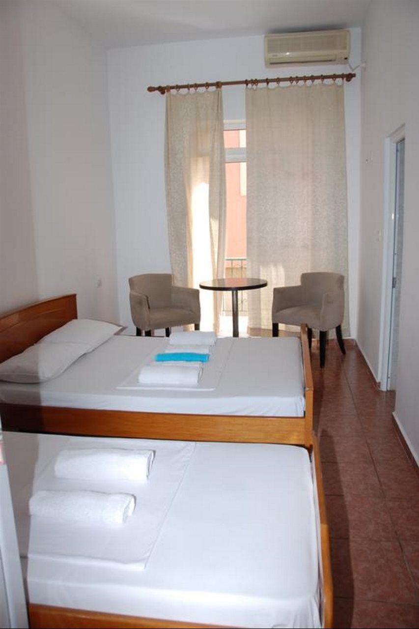 Casa Mia Hotel Sarande Exterior photo